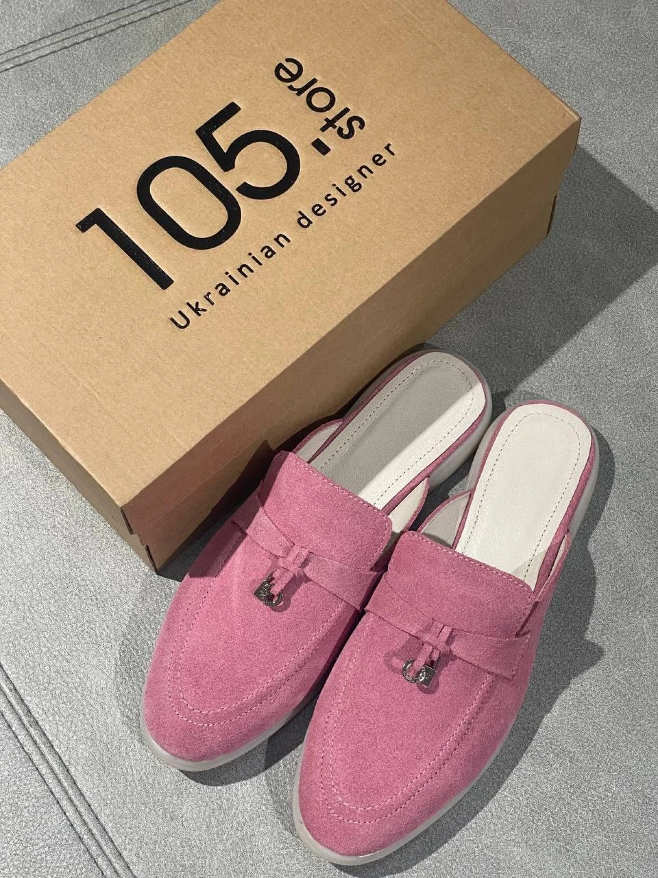 Шльопанці 105.store модель P_230658-S40_249261 Шльопанці 105.store модель P_230658-S40_249261 Фото