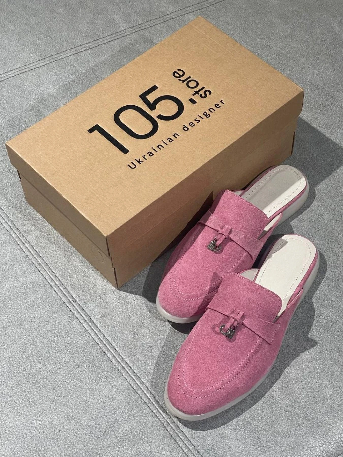 Шльопанці 105.store модель P_230658-S40_249261 Шльопанці 105.store модель P_230658-S40_249261 Фото