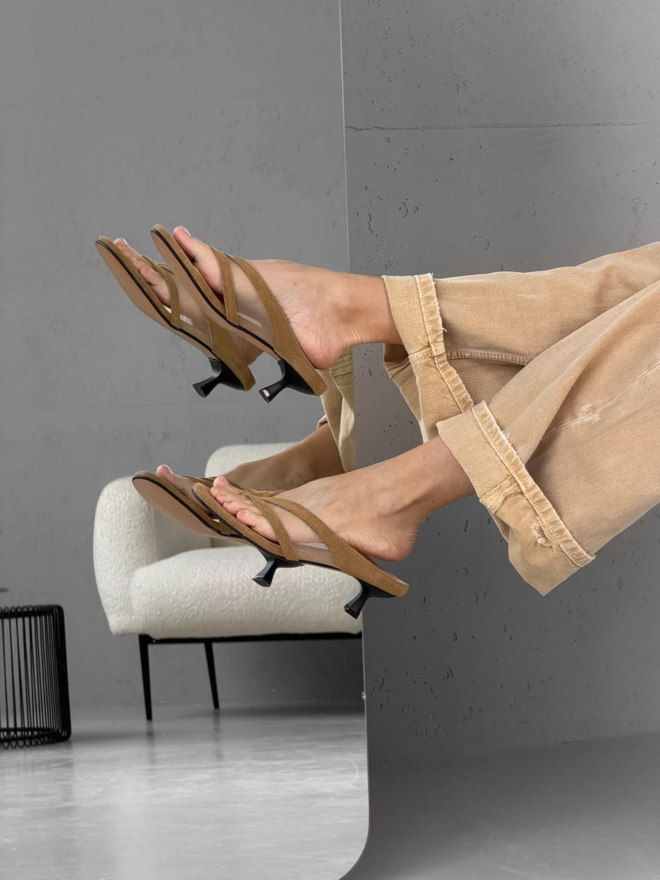 Шлёпанцы 105.store модель P_208084-S37_208084 Шлёпанцы 105.store модель P_208084-S37_208084 Фото