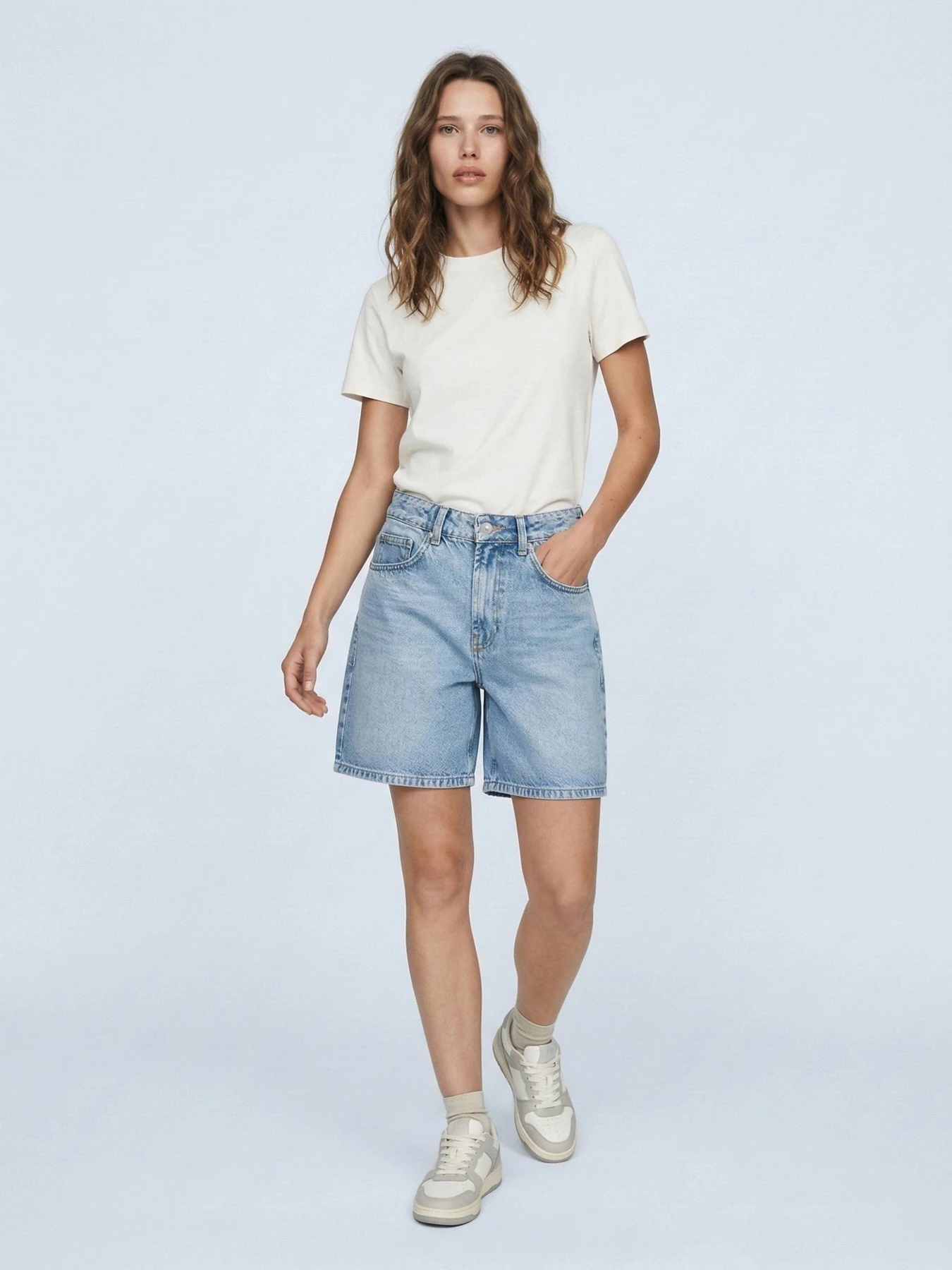 Шорты LTB Jeans модель 61180.15665.55481 Фото