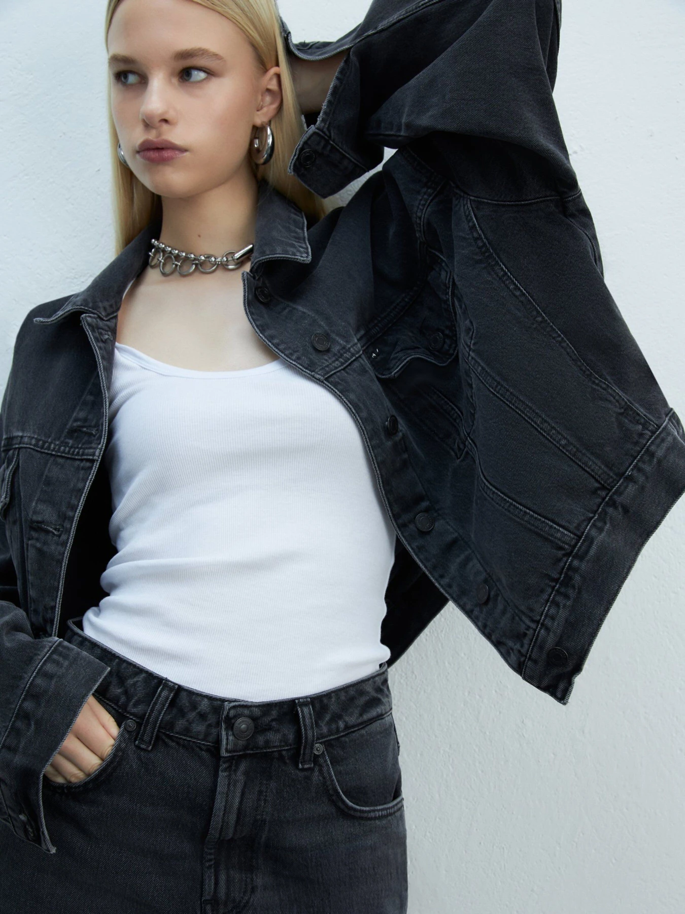 Куртки и дубленки LTB Jeans модель 61243.16047.55799 Фото
