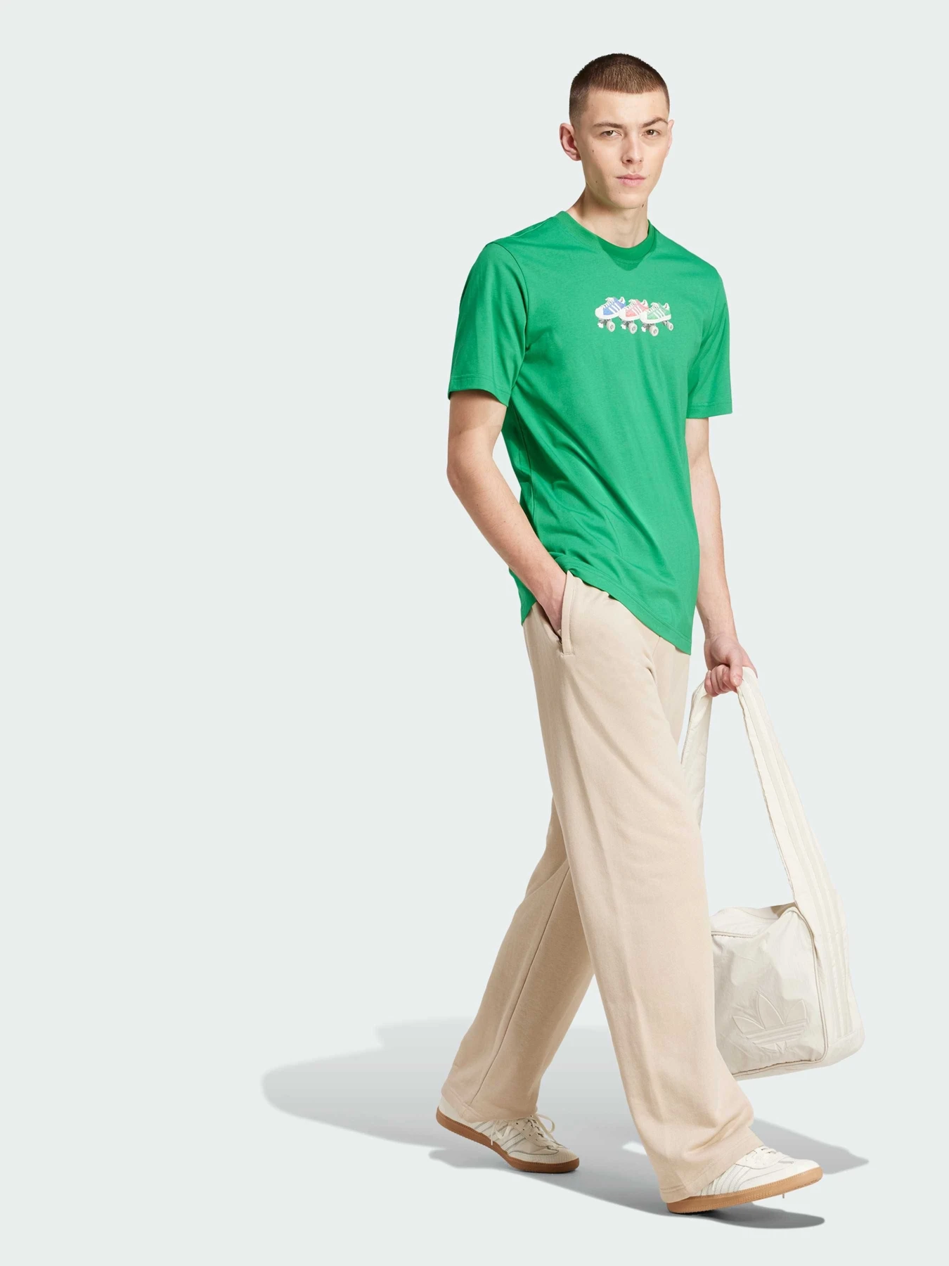 Футболки и поло Adidas Graphics модель JP4493 Футболки и поло Adidas Graphics модель JP4493 Фото