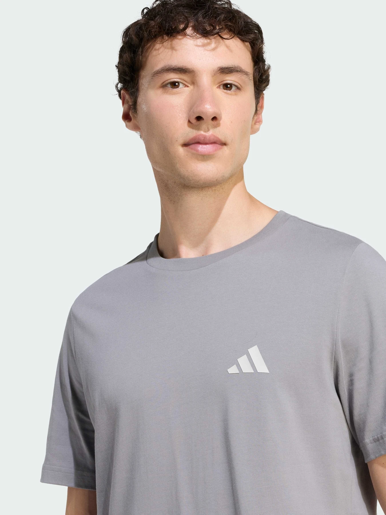 Футболки і поло Adidas модель KB9636 Футболки і поло Adidas модель KB9636 Фото