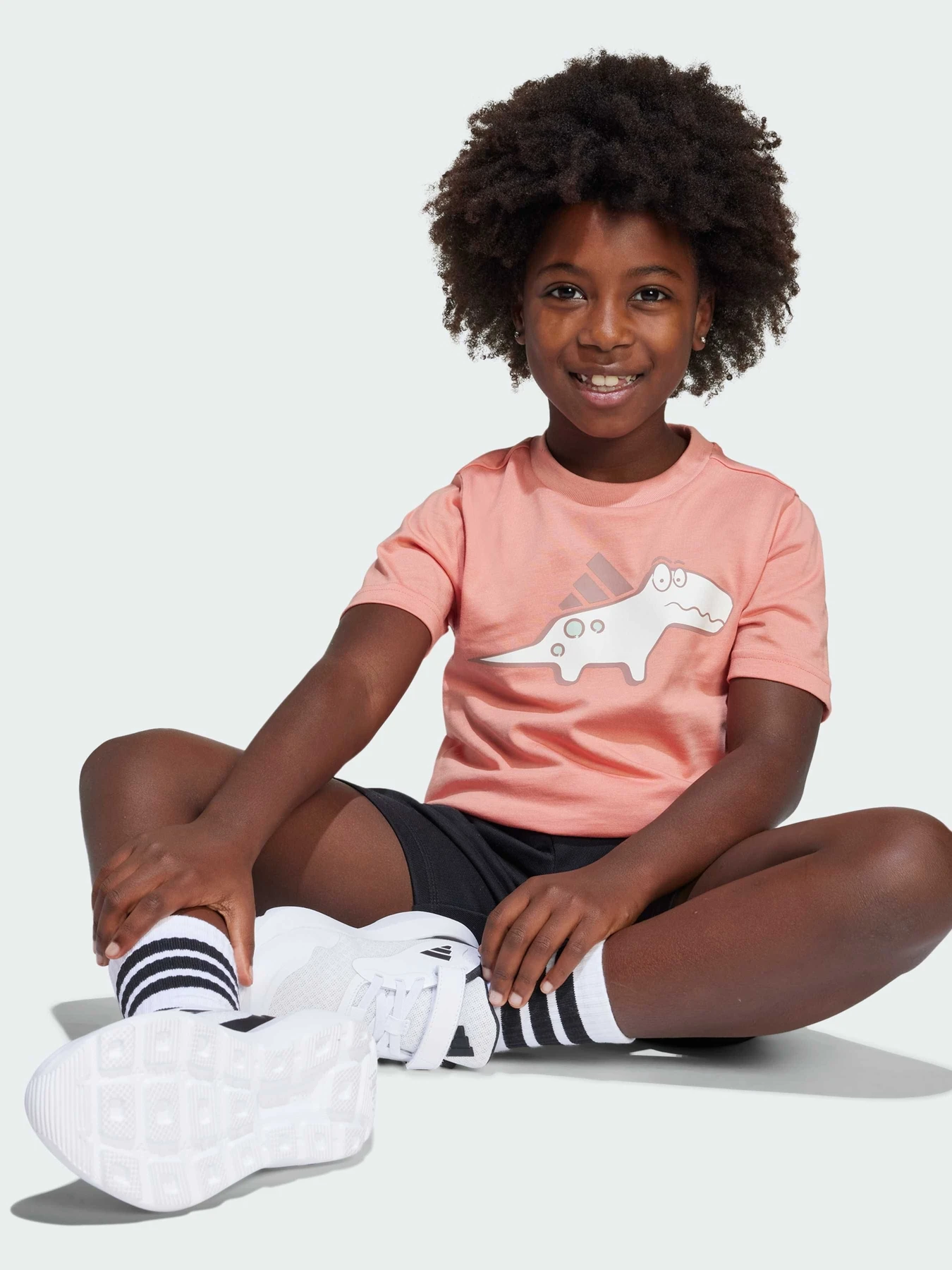 Футболки і поло Adidas модель JD3439 Футболки і поло Adidas модель JD3439 Фото