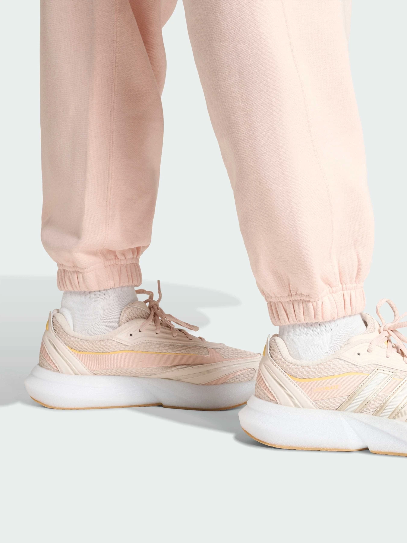 Брюки Adidas модель JY7767 Брюки Adidas модель JY7767 Фото