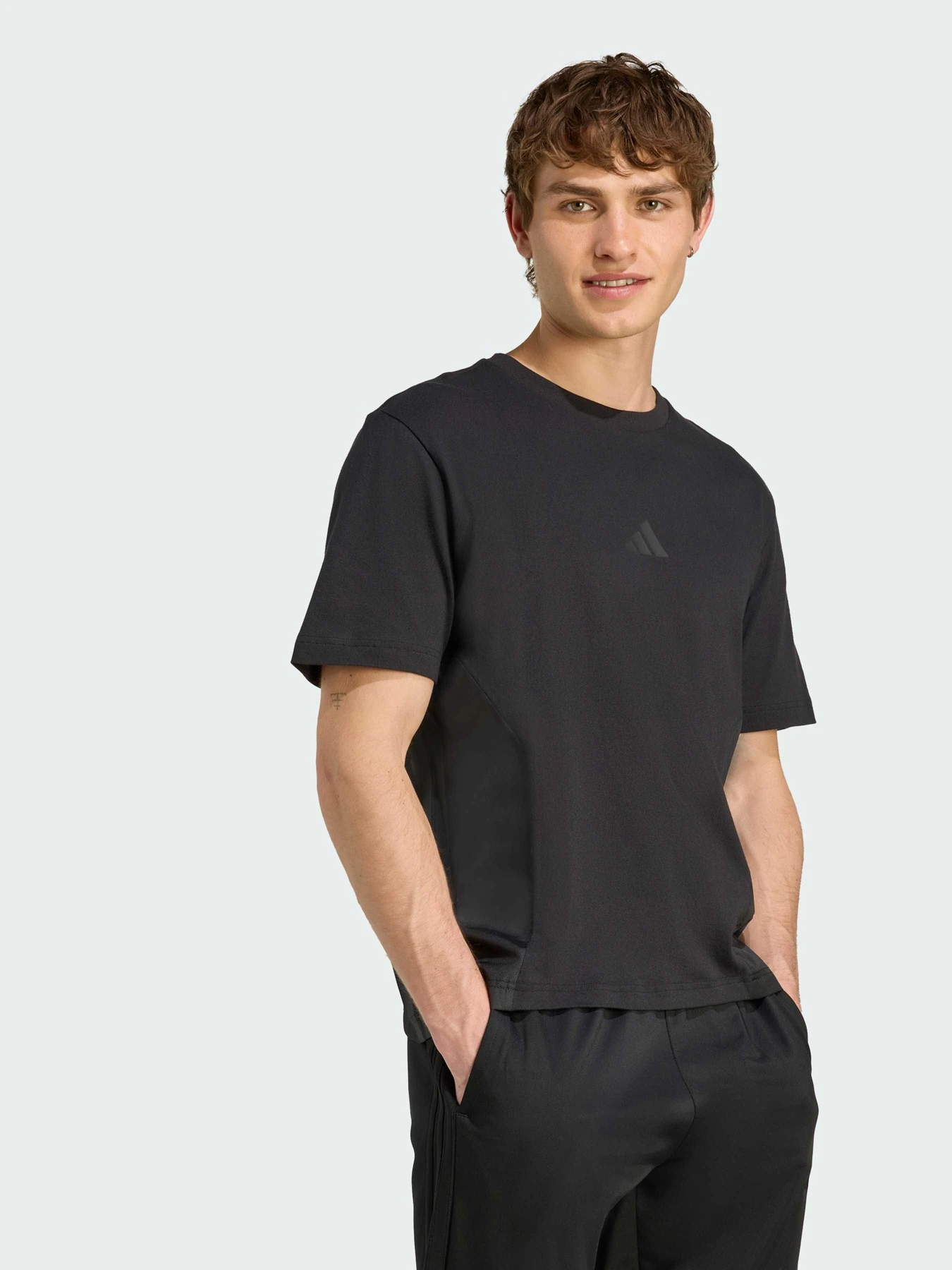 Футболки и поло Adidas модель JM3905 Фото