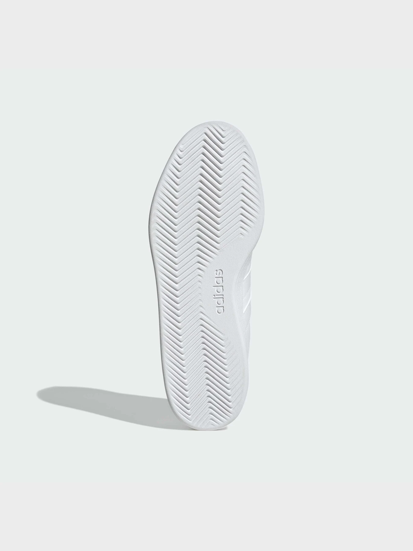Кеды Adidas модель JR3546 Кеды Adidas модель JR3546 Фото