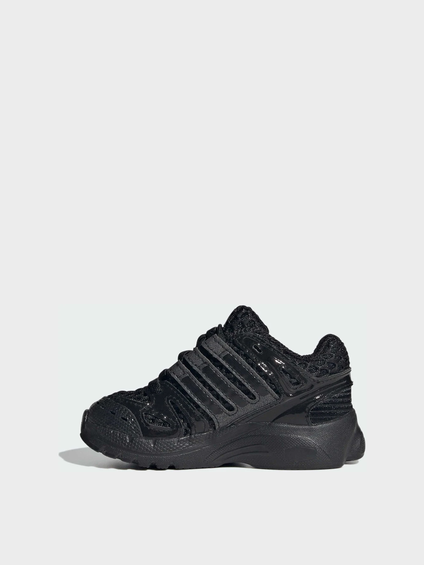 Кроссовки Adidas модель KJ8366 Кроссовки Adidas модель KJ8366 Фото