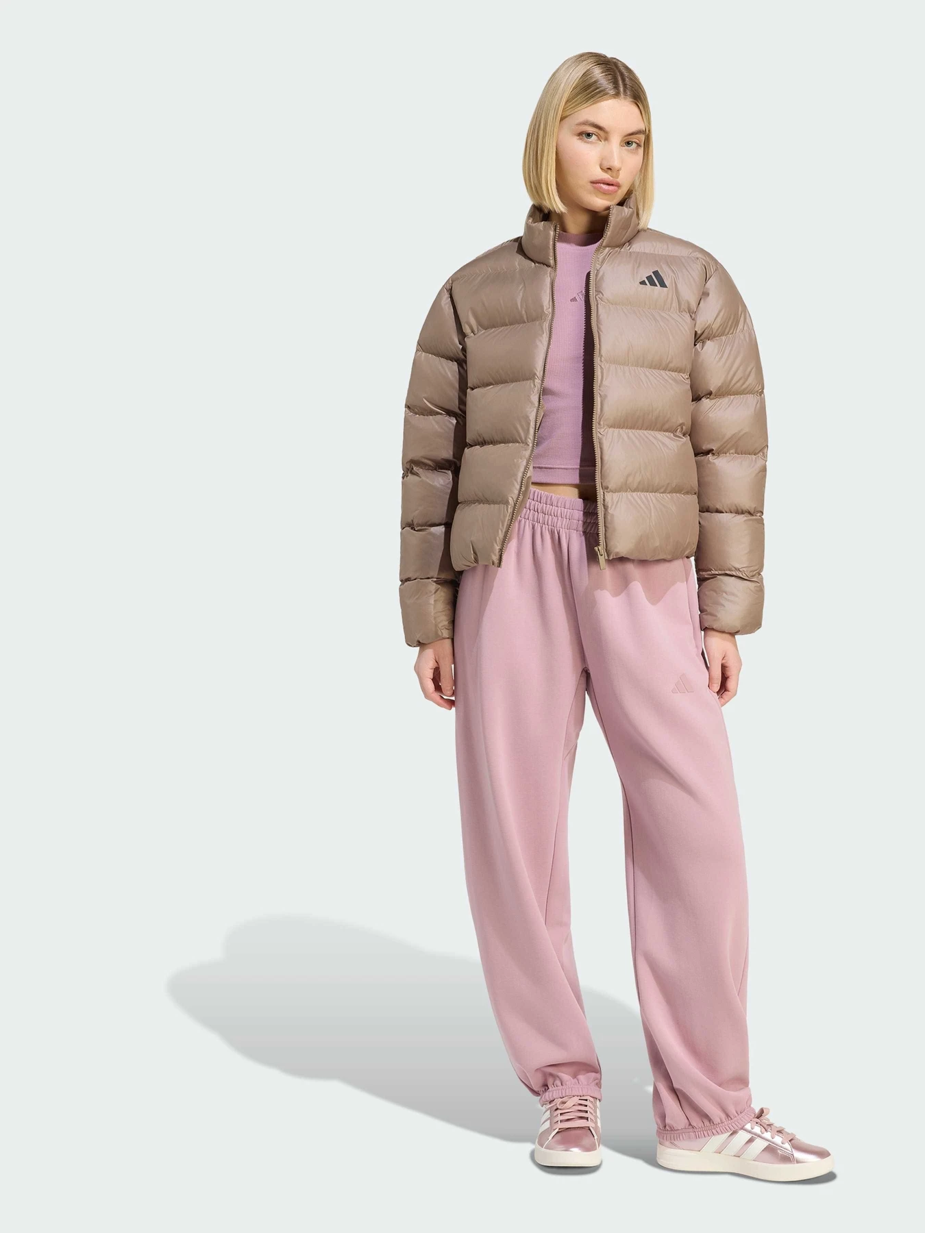 Куртки и дубленки Adidas Adidas Essentials модель KS7690 Фото
