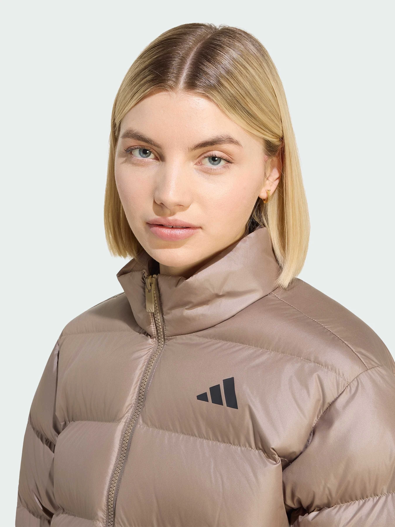 Куртки и дубленки Adidas Adidas Essentials модель KS7690 Фото