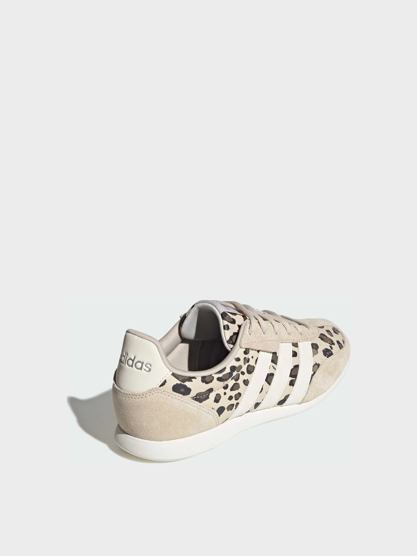 Кросівки Adidas модель KI2707 Кросівки Adidas модель KI2707 Фото