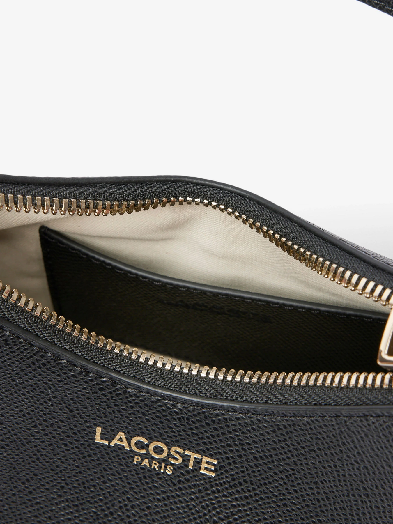 Сумки Lacoste модель NF5101PH000 Сумки Lacoste модель NF5101PH000 Фото