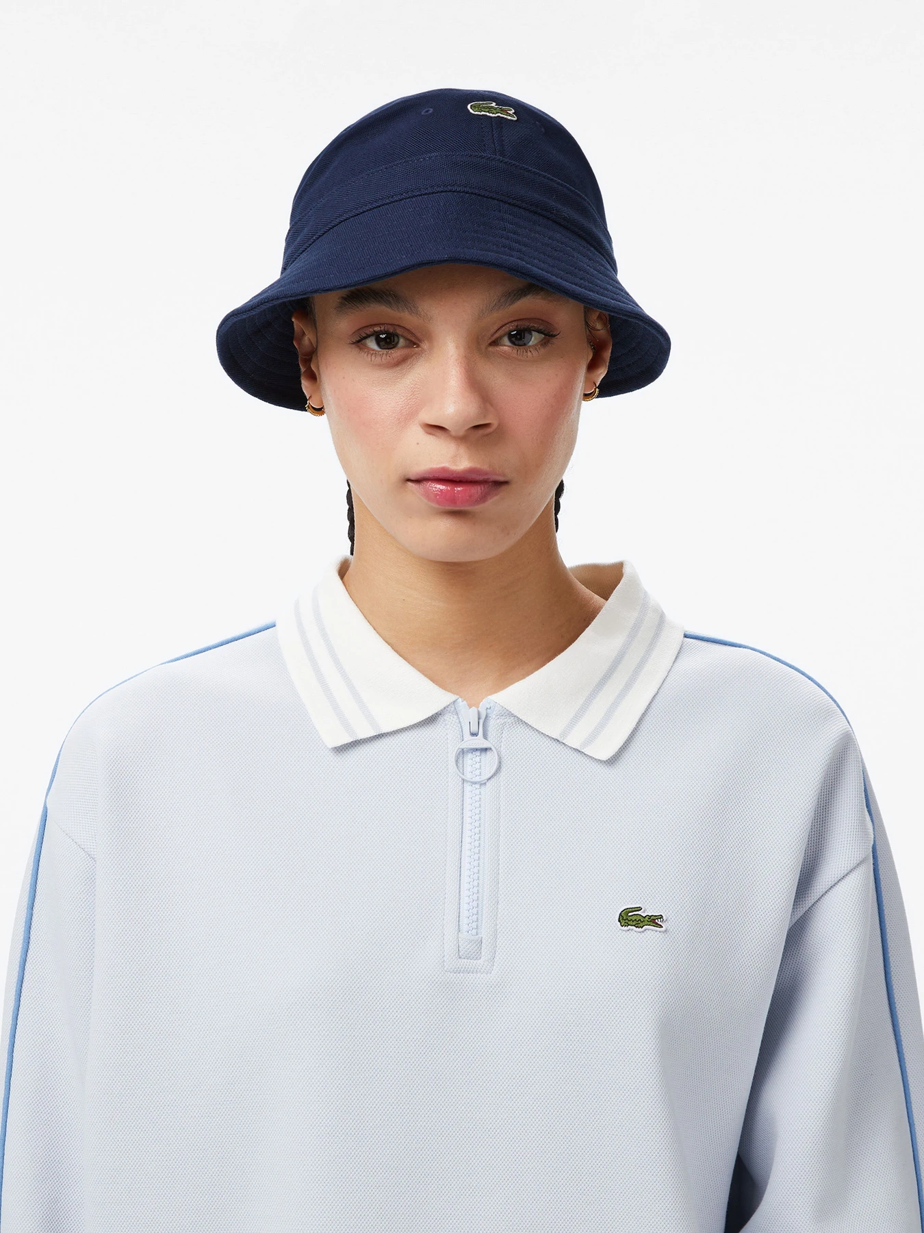 Худи и свитшоты Lacoste модель SF0608J2G Худи и свитшоты Lacoste модель SF0608J2G Фото