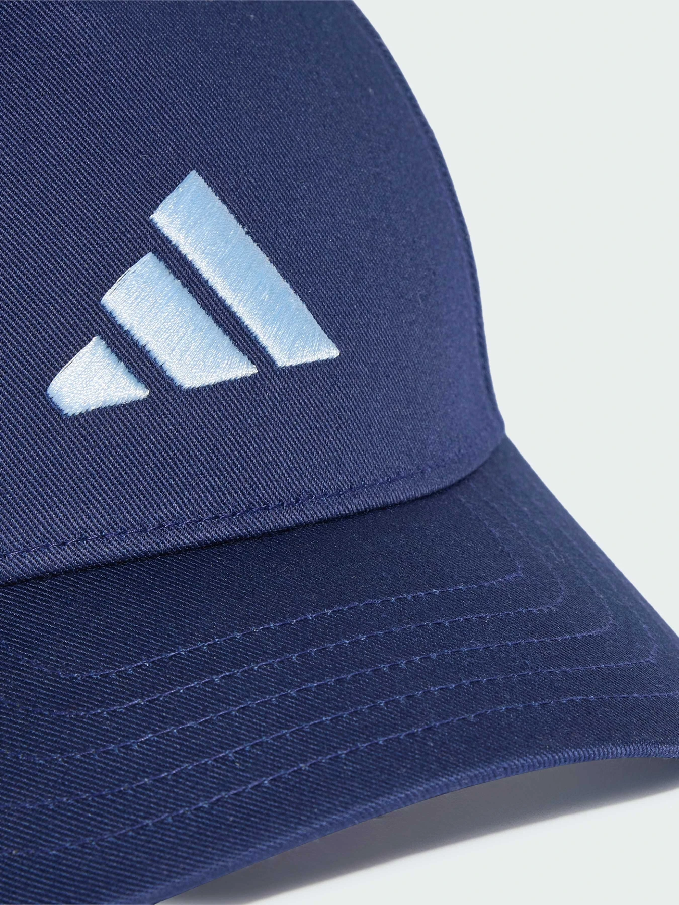 Шапки и кепки Adidas Adidas Essentials модель KQ9230 Шапки и кепки Adidas Adidas Essentials модель KQ9230 Фото