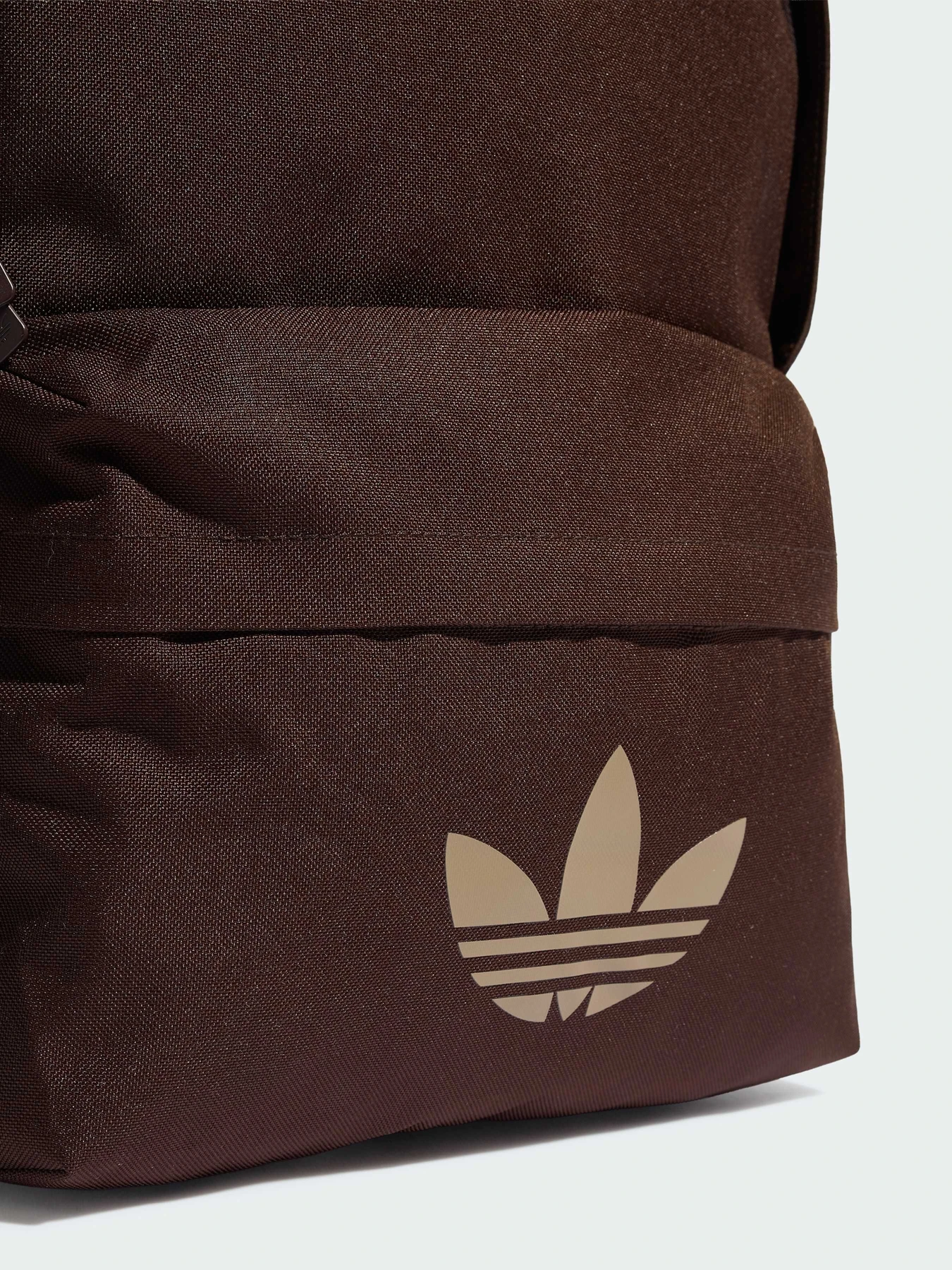 Рюкзаки Adidas Adicolor модель KQ6388 Рюкзаки Adidas Adicolor модель KQ6388 Фото