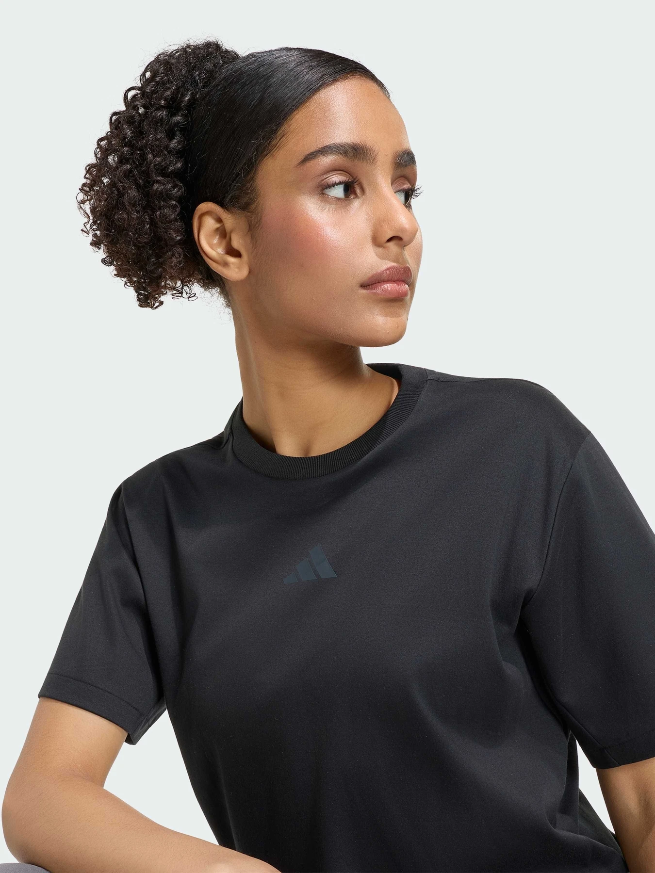 Футболки и поло Adidas ZNE модель KF6357 Футболки и поло Adidas ZNE модель KF6357 Фото