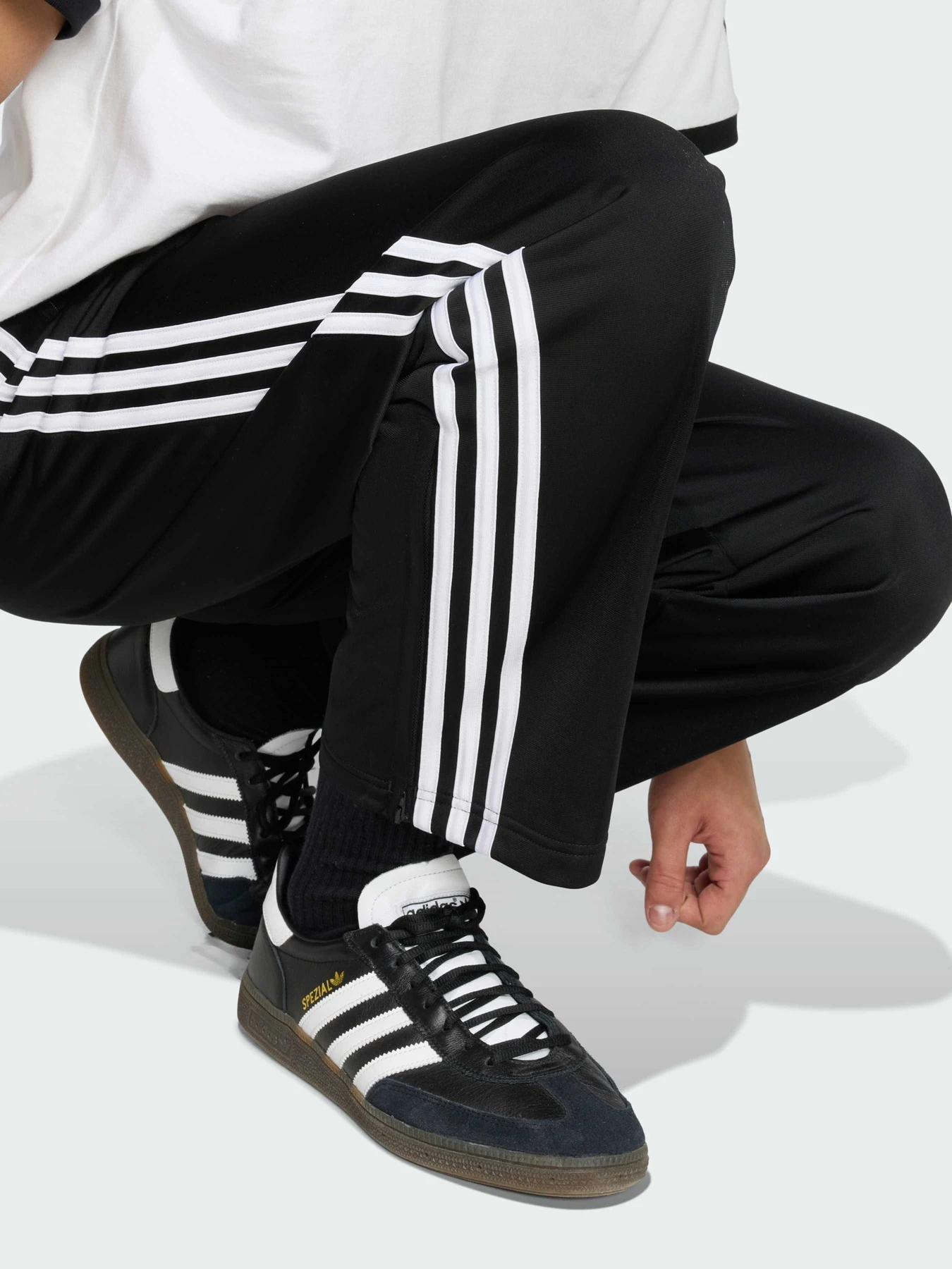 Брюки Adidas модель KD8315 Фото