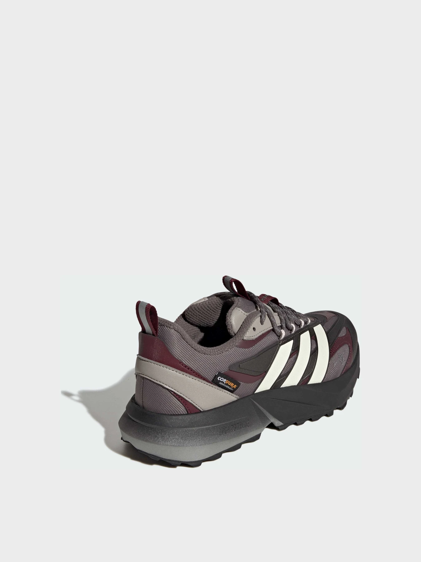 Кроссовки Adidas модель KI2416 Кроссовки Adidas модель KI2416 Фото