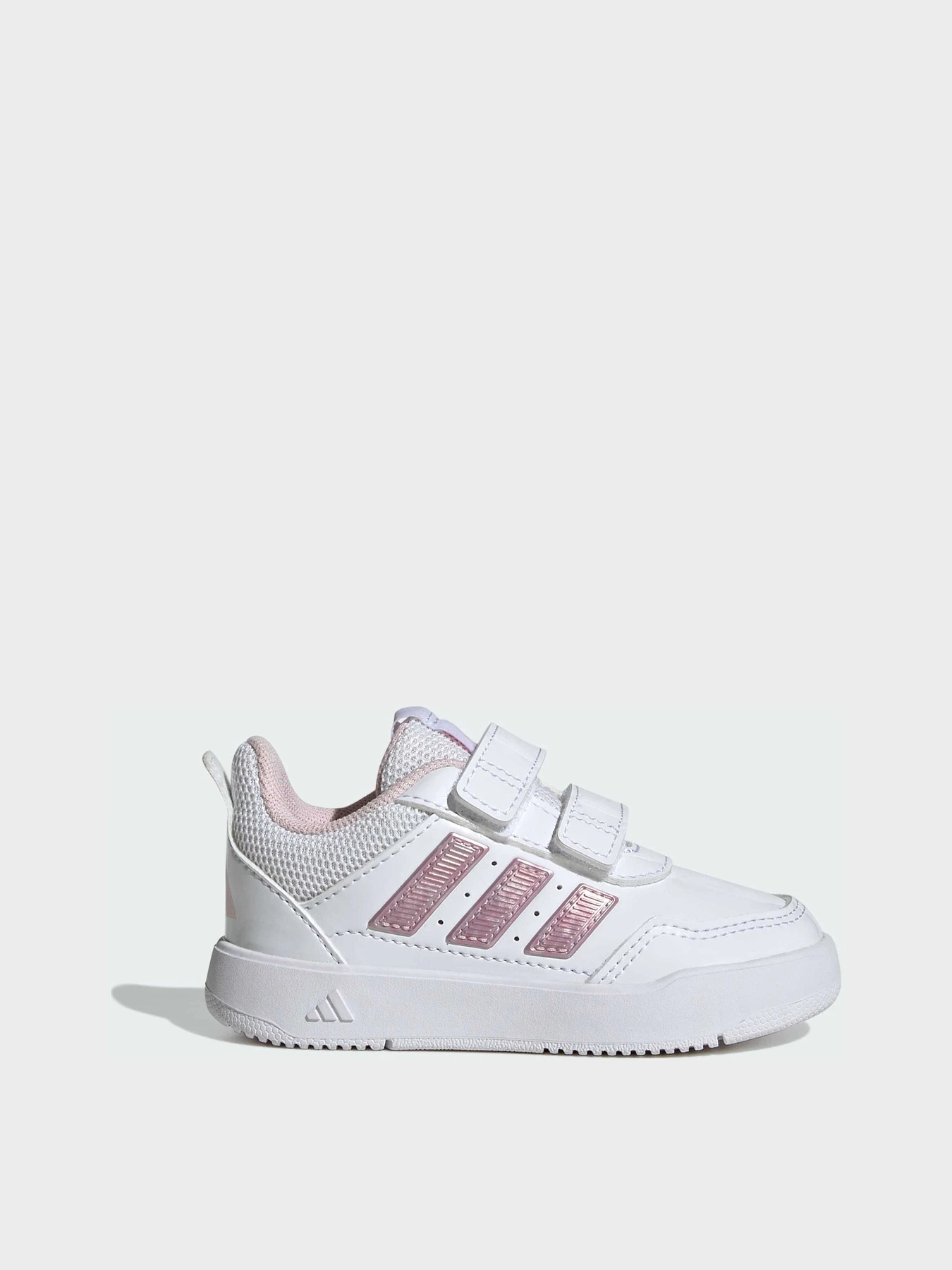 Кросівки Adidas модель KJ9767 Кросівки Adidas модель KJ9767 Фото