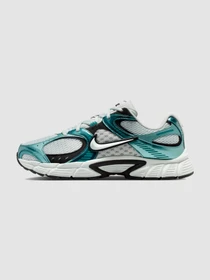 Кроссовки NIKE V5 Rnr модель HJ5228-012 Фото