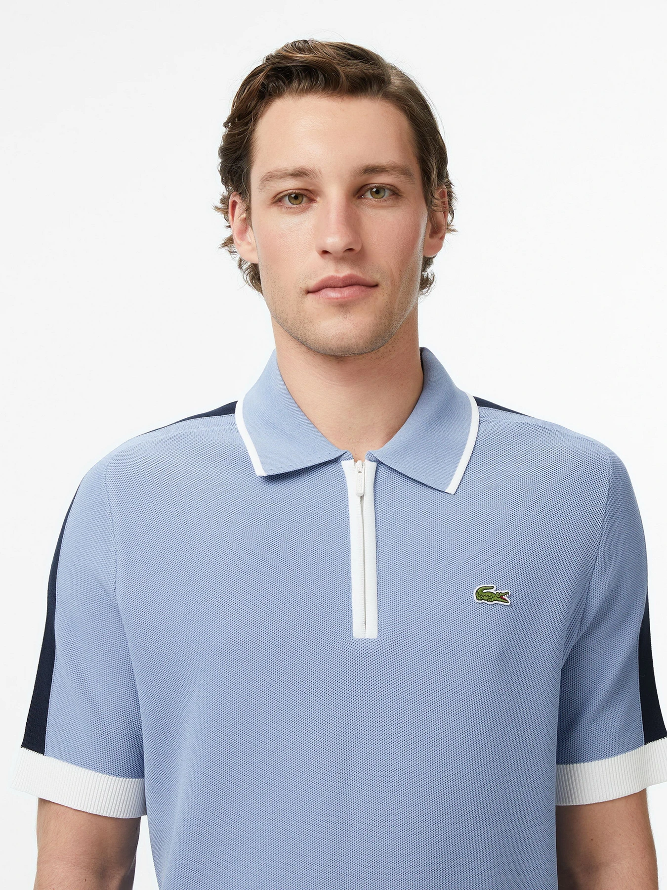 Футболки и поло Lacoste модель AH0632AEY Футболки и поло Lacoste модель AH0632AEY Фото