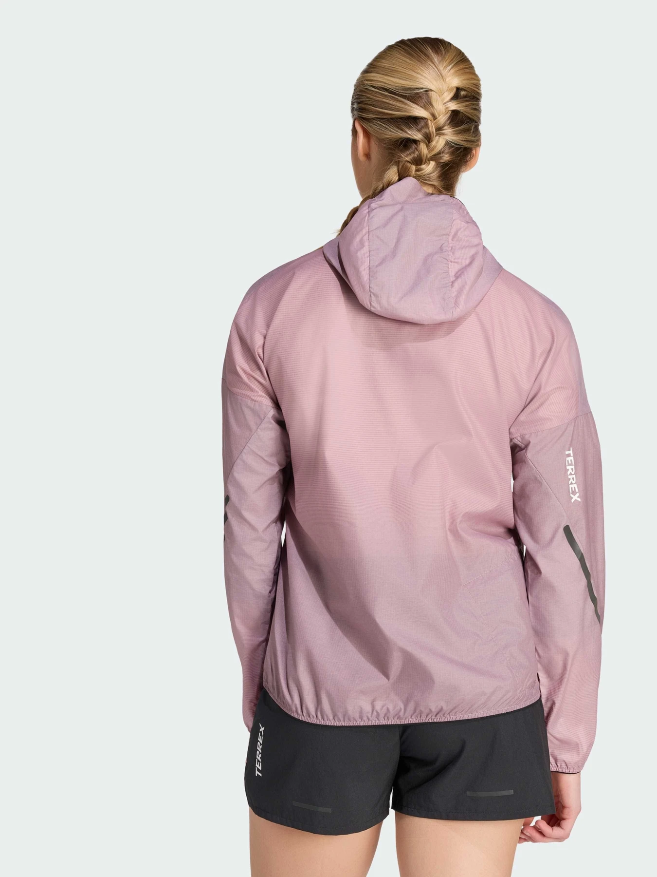 Куртки та дублянки Adidas модель KH4572 Куртки та дублянки Adidas модель KH4572 Фото