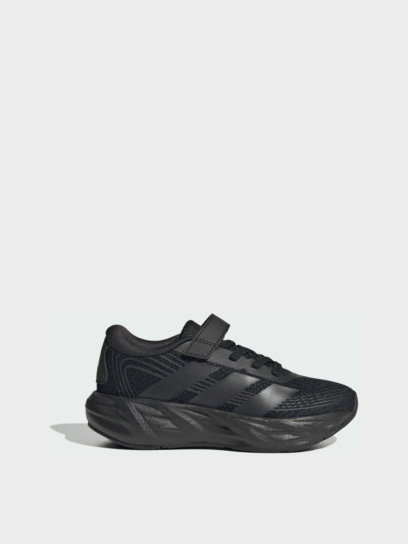 Кроссовки Adidas модель LA3825 Кроссовки Adidas модель LA3825 Фото