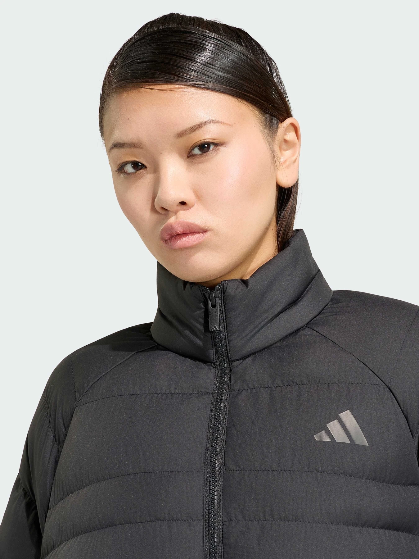 Куртки та дублянки Adidas Adidas Essentials модель KF2715 Фото
