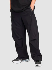 Брюки NIKE Tech Black модель HM7158-010 Фото