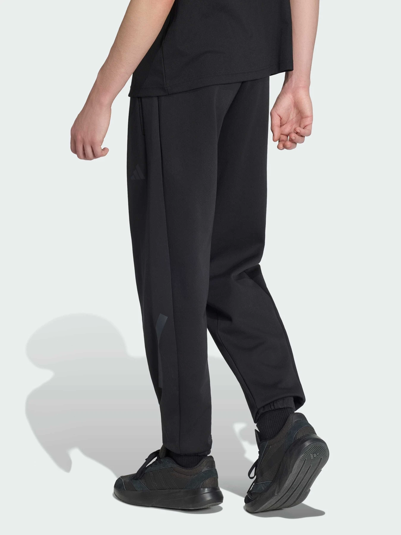 Штани Adidas ZNE модель KF3808 Штани Adidas ZNE модель KF3808 Фото