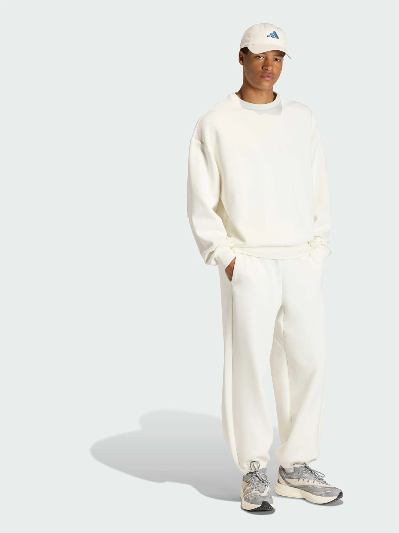 Худи и свитшоты Adidas модель KF8585 Худи и свитшоты Adidas модель KF8585 Фото