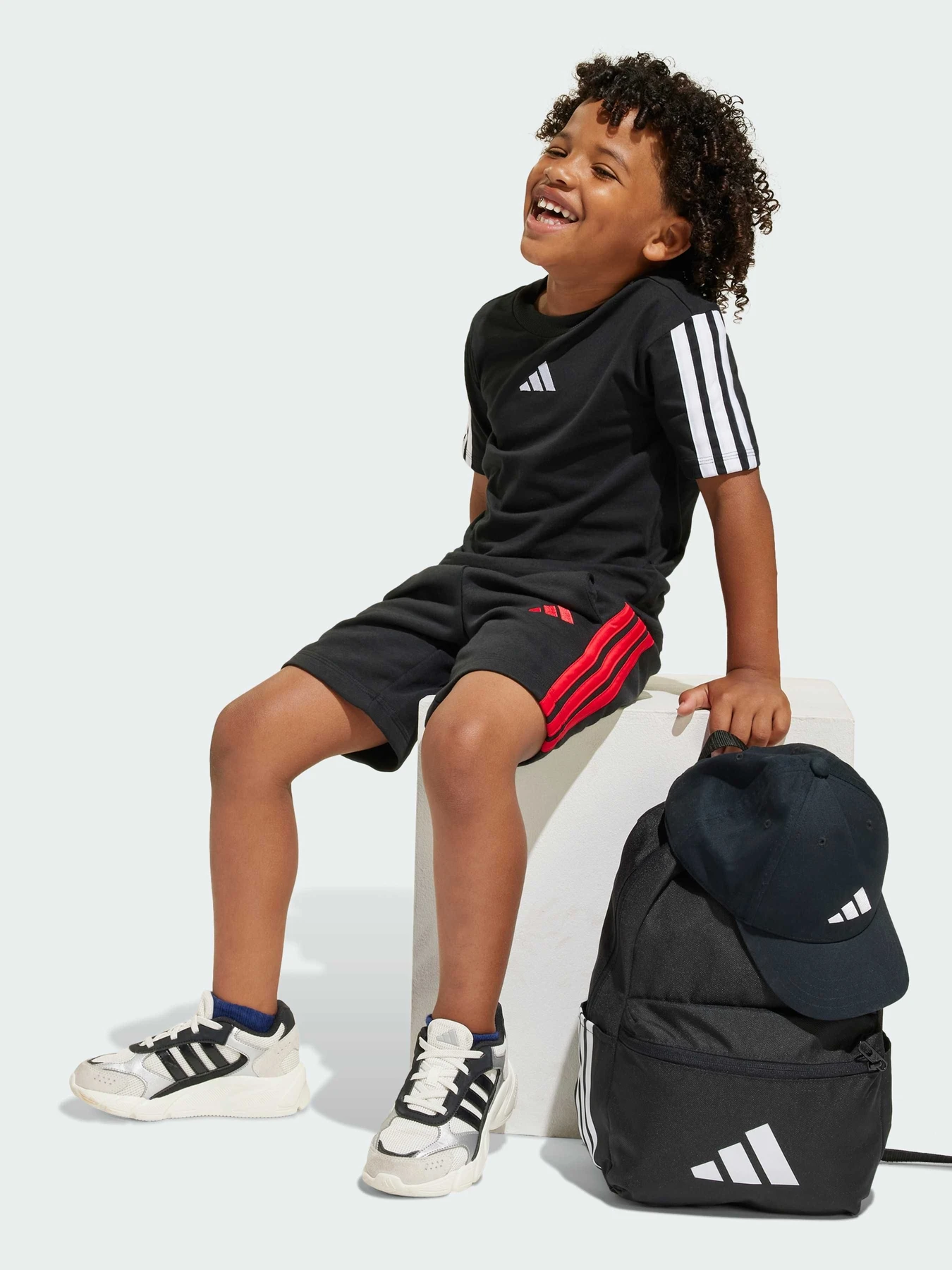 Футболки и поло Adidas Adidas Essentials модель JE0317 Фото