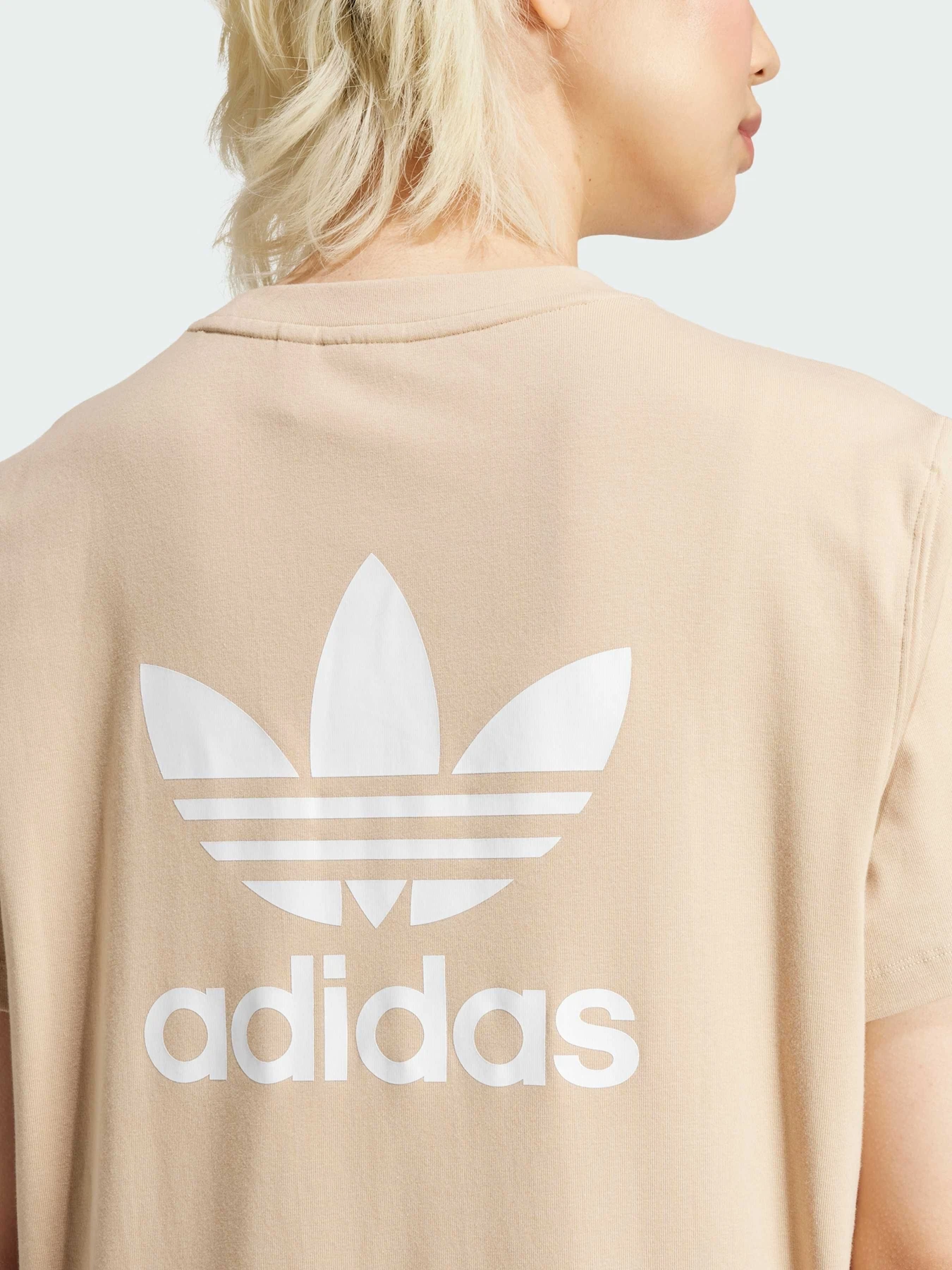 Сукні Adidas модель IY2206 Сукні Adidas модель IY2206 Фото