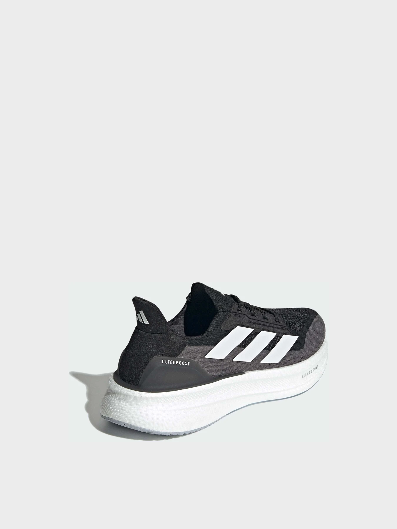 Кроссовки Adidas Ultraboost модель IH3110 Кроссовки Adidas Ultraboost модель IH3110 Фото