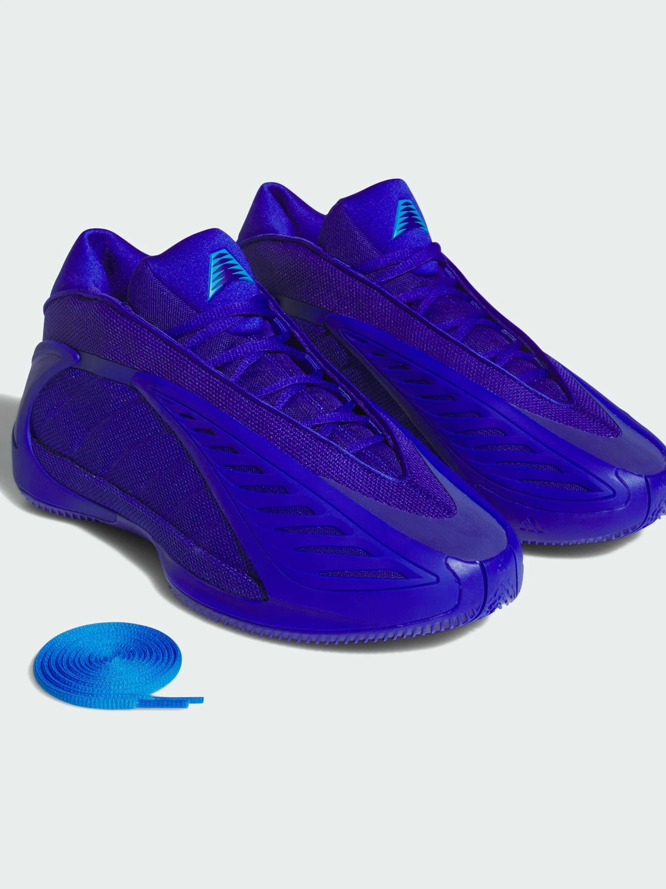 Кроссовки Adidas модель JQ9501 Кроссовки Adidas модель JQ9501 Фото