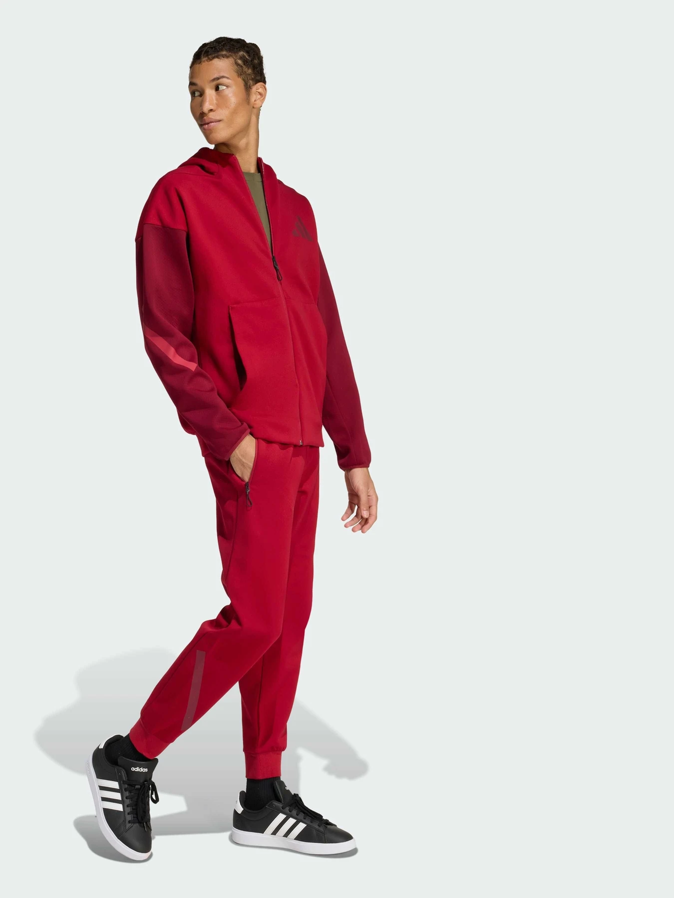 Штани Adidas ZNE модель KE4685 Штани Adidas ZNE модель KE4685 Фото