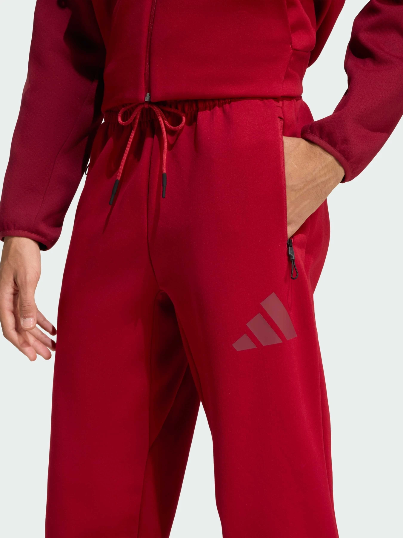 Штани Adidas ZNE модель KE4685 Штани Adidas ZNE модель KE4685 Фото