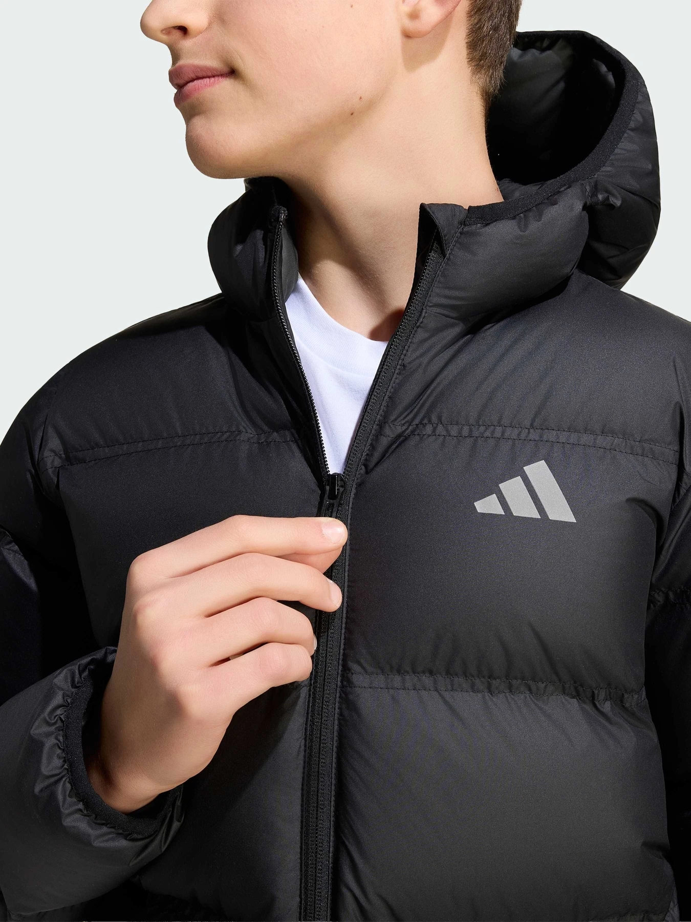 Куртки та дублянки Adidas модель KH0196 Куртки та дублянки Adidas модель KH0196 Фото