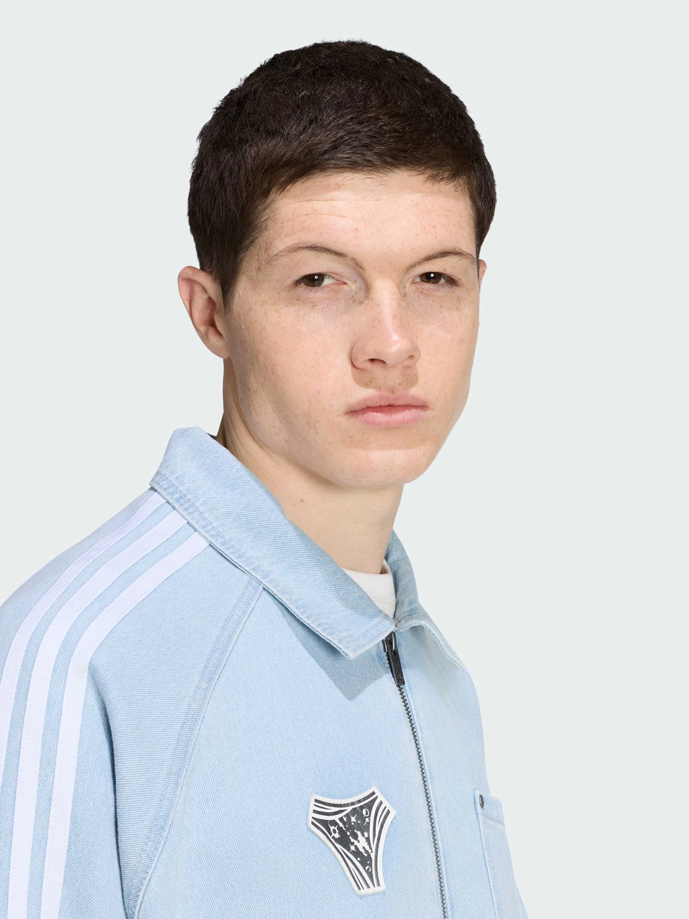 Куртки та дублянки Adidas модель KX4824 Куртки та дублянки Adidas модель KX4824 Фото