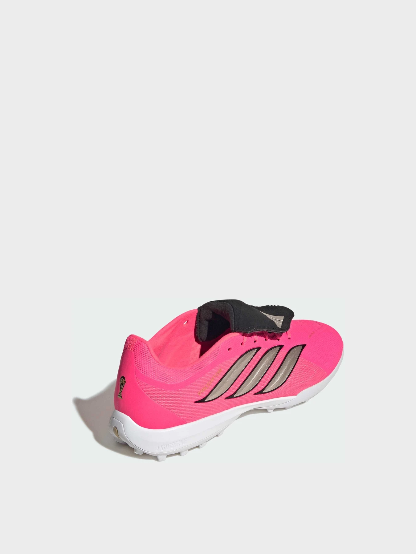 Кроссовки Adidas Predator модель IH7212 Фото