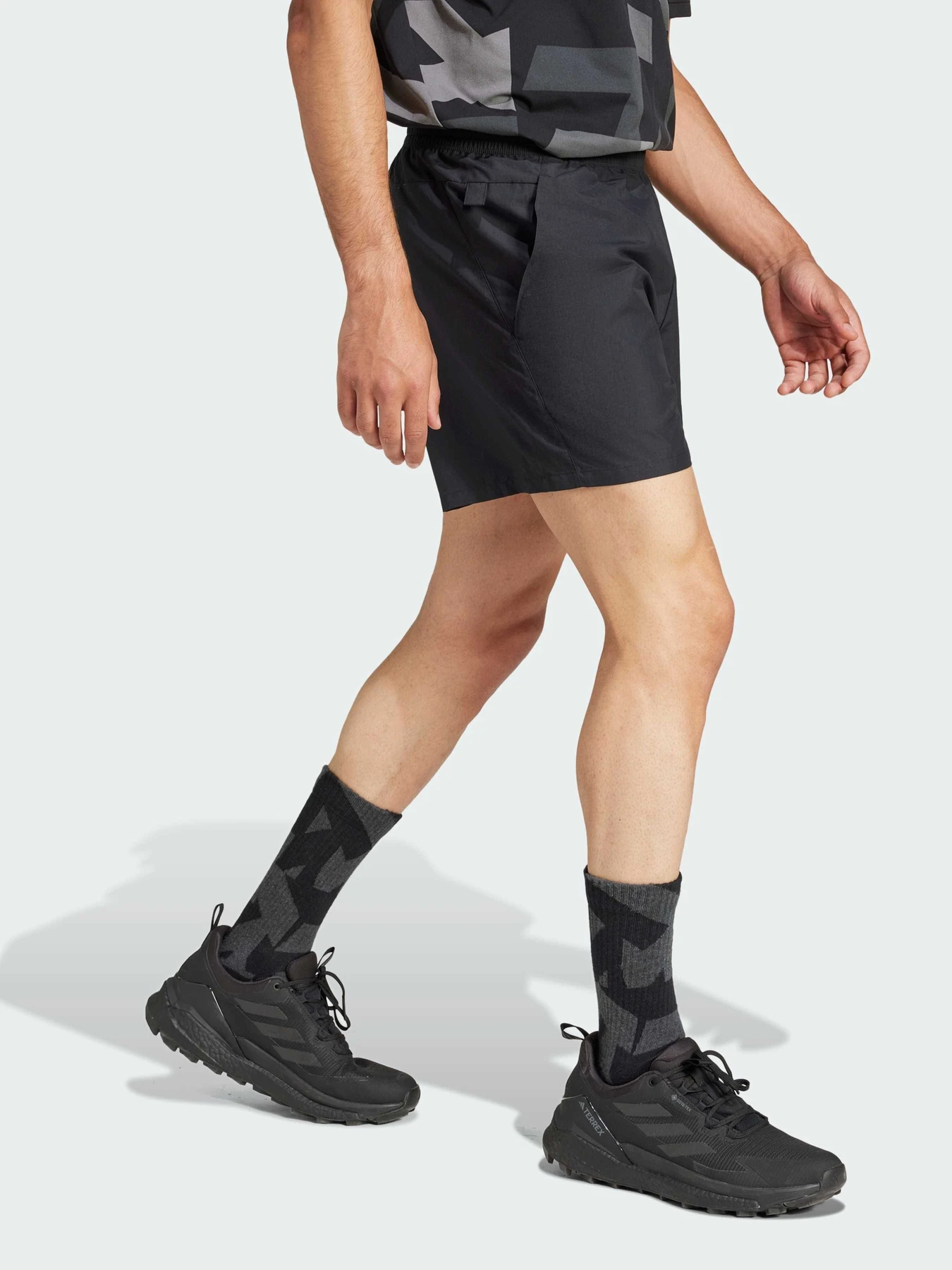 Шорты Adidas модель JF1237 Фото