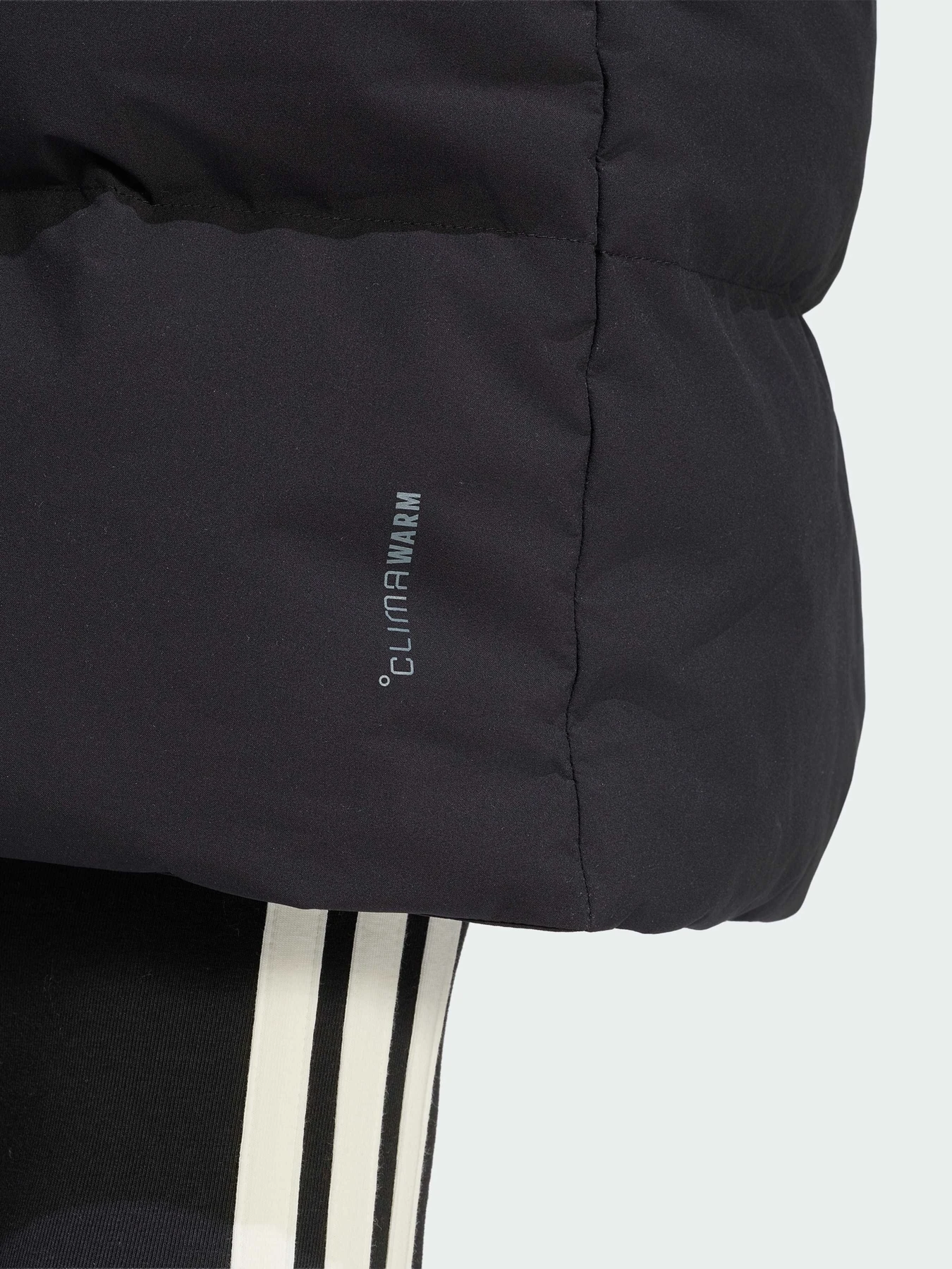 Куртки и дубленки Adidas модель KG0224 Фото