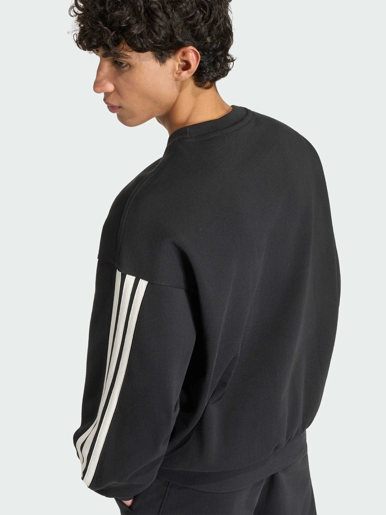 Худі та світшоти Adidas 3 Stripes модель KW2370 Худі та світшоти Adidas 3 Stripes модель KW2370 Фото