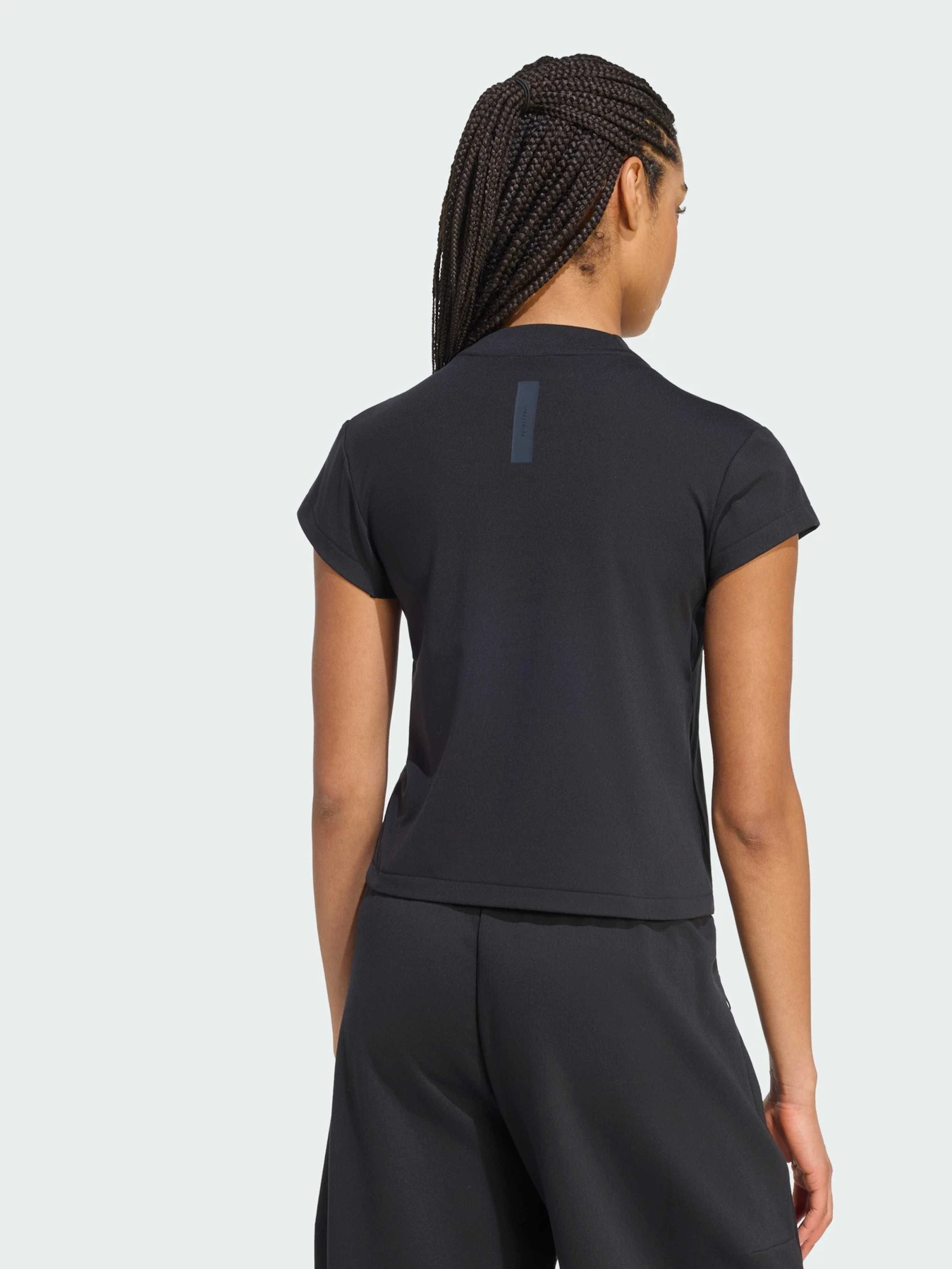 Футболки и поло Adidas ZNE модель KF6367 Футболки и поло Adidas ZNE модель KF6367 Фото