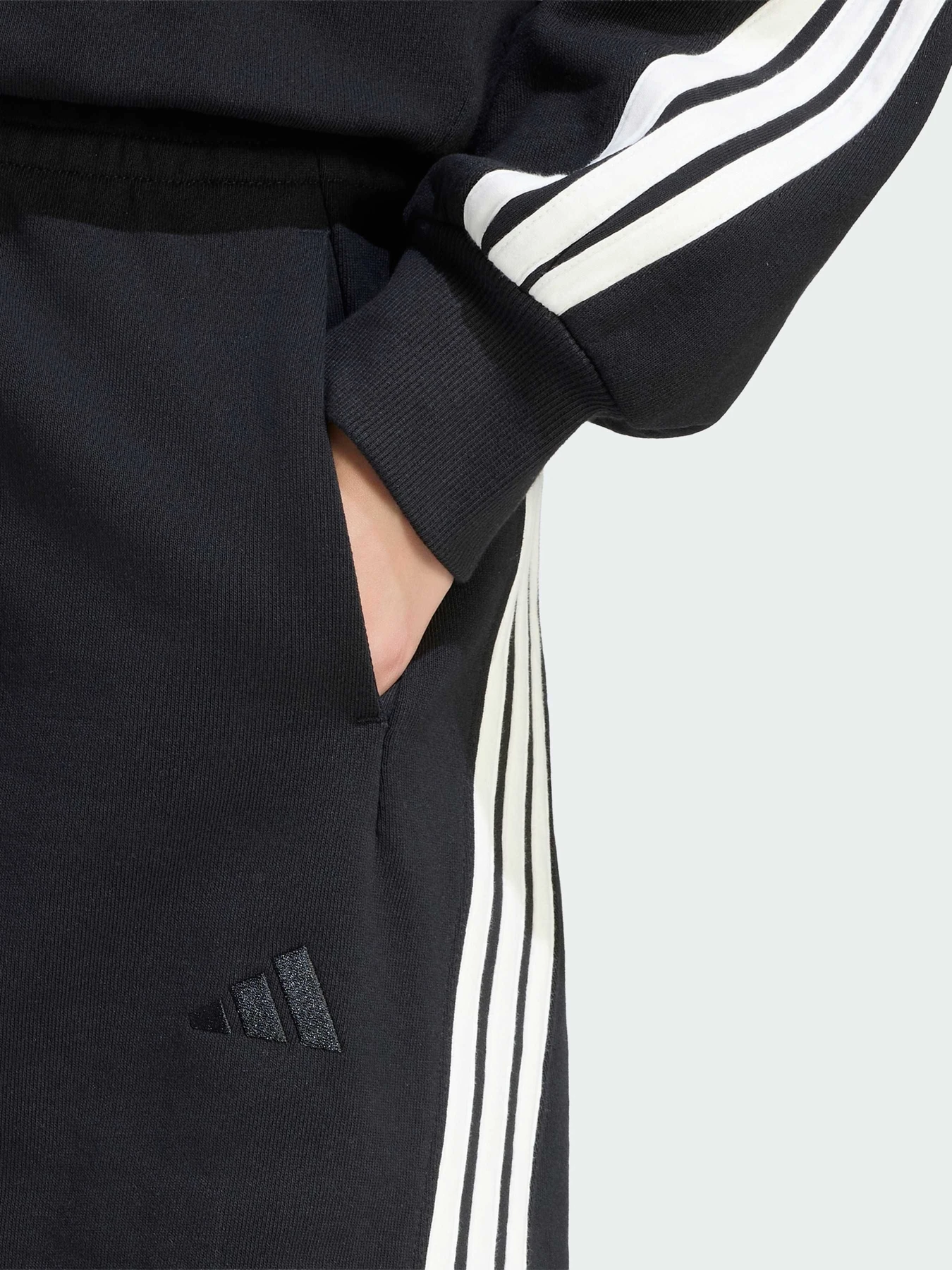 Спідниці Adidas модель KV9862 Спідниці Adidas модель KV9862 Фото