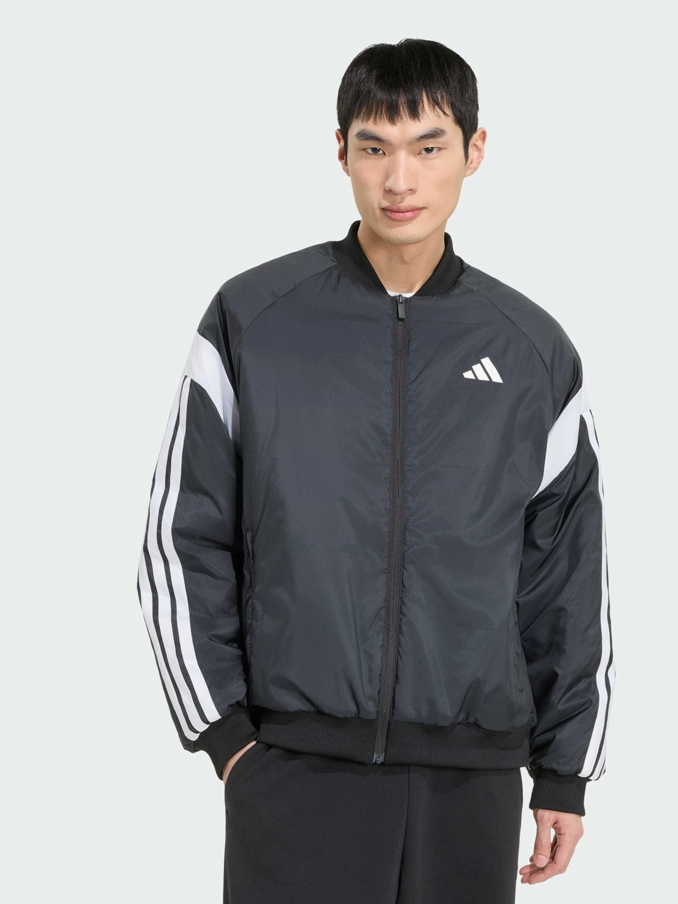 Куртки та дублянки Adidas модель KT1648 Фото