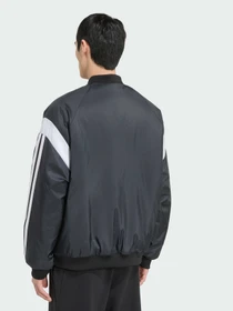 Куртки та дублянки Adidas модель KT1648 Фото