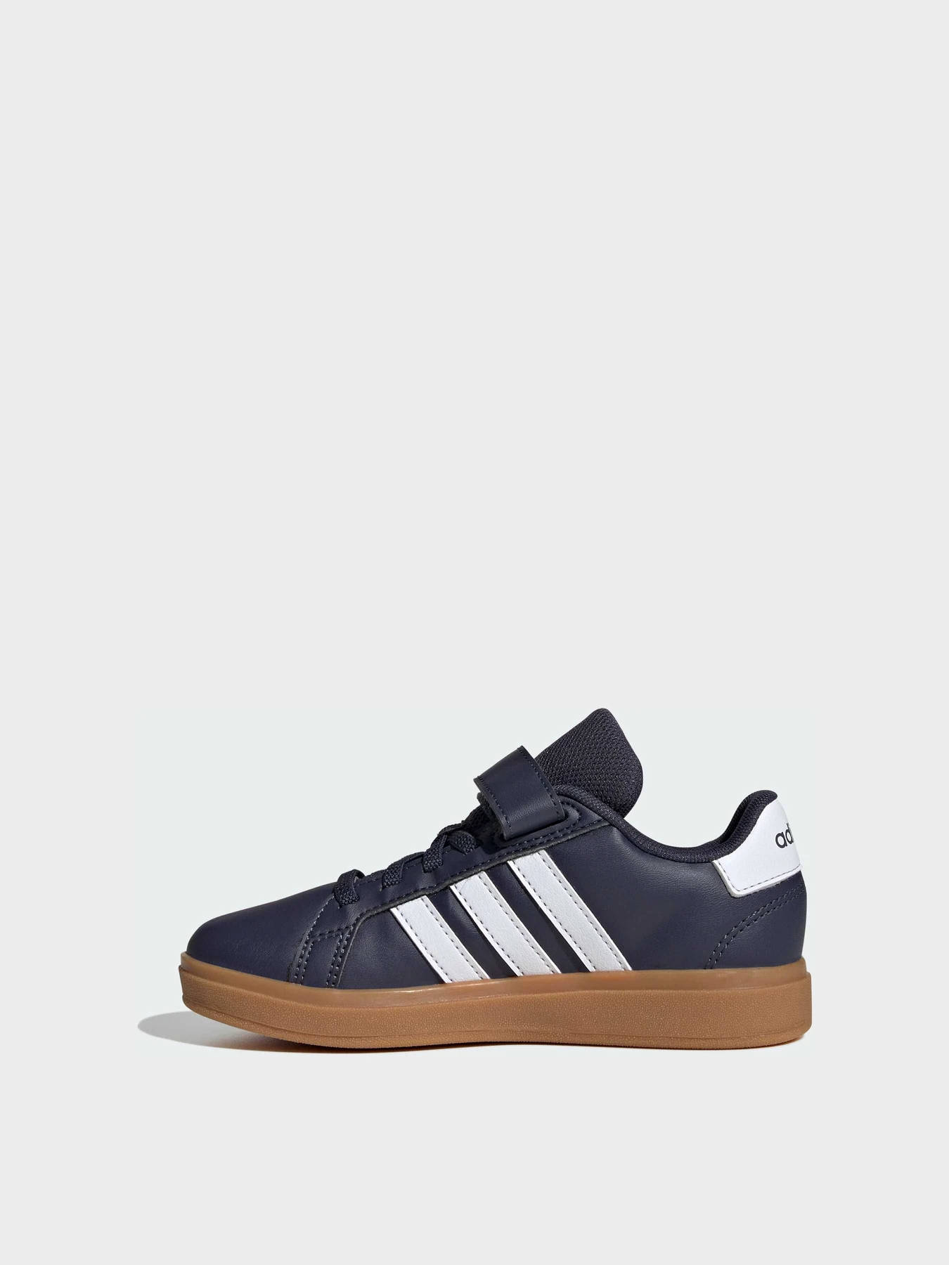 Кросівки Adidas модель JI0974 Кросівки Adidas модель JI0974 Фото