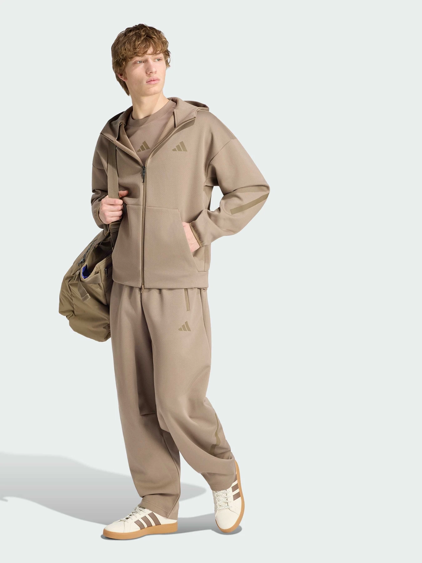 Худі та світшоти Adidas ZNE модель KF3828 Худі та світшоти Adidas ZNE модель KF3828 Фото