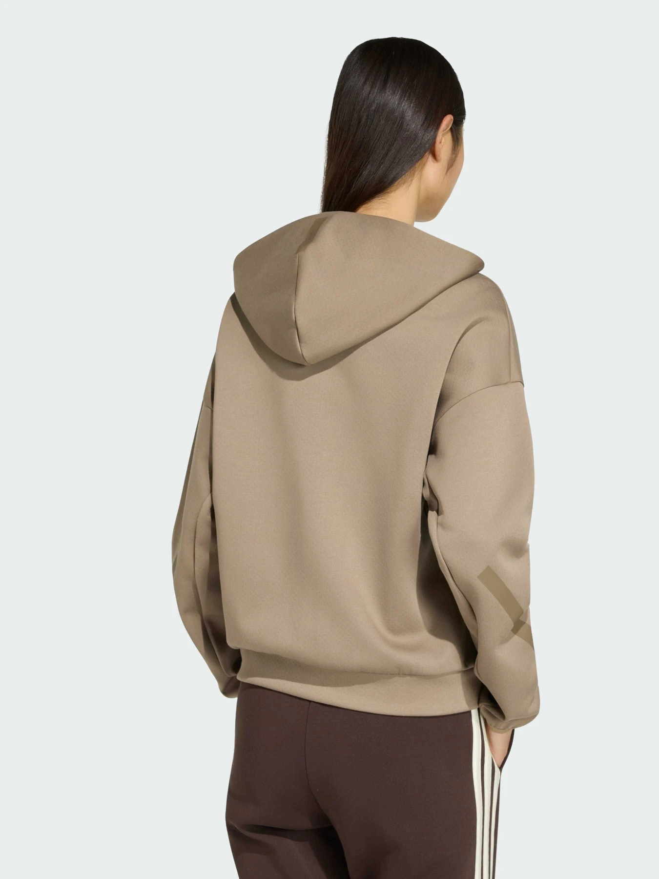 Худи и свитшоты Adidas ZNE модель KF6330 Худи и свитшоты Adidas ZNE модель KF6330 Фото